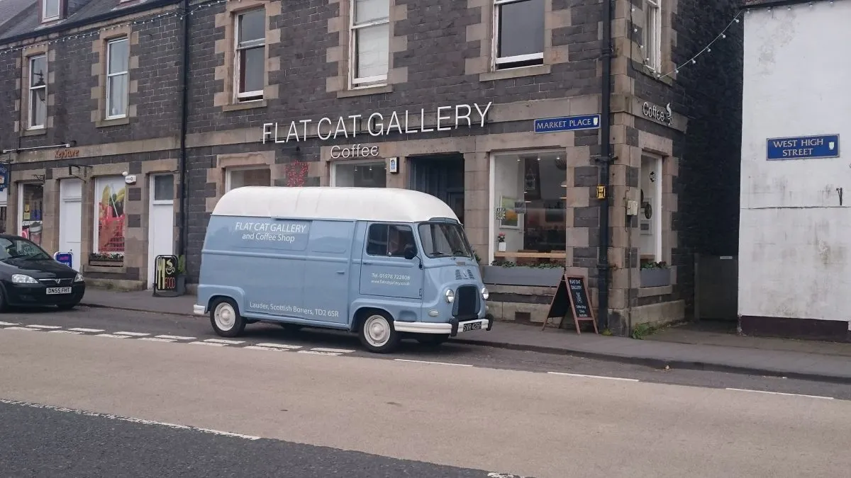 Flat Cat Gallery in Lauder