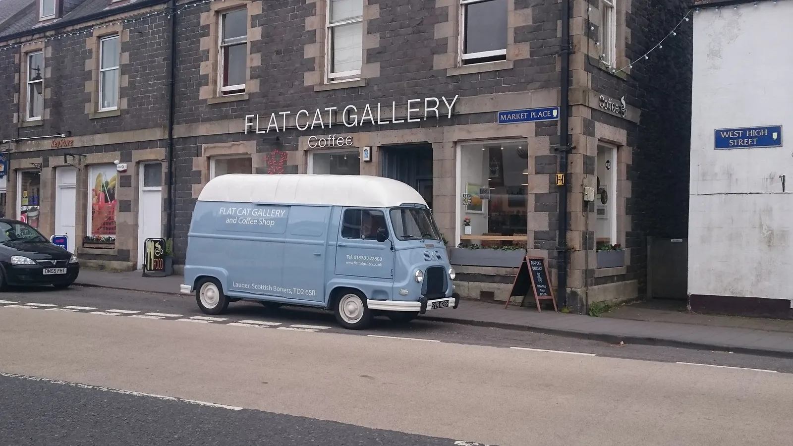 Flat Cat Gallery in Lauder